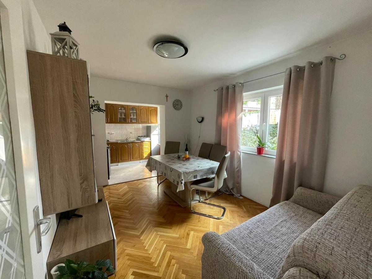 Apartman Renata Цриквеница Экстерьер фото